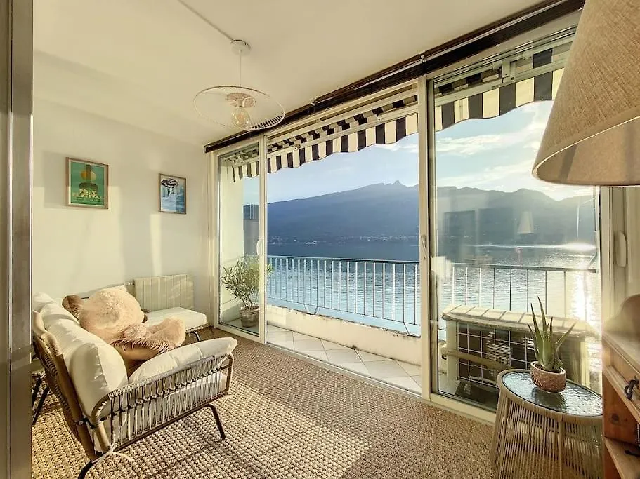 Apartment Cosy - Vue Imprenable Sur Le Lac Tresserve France