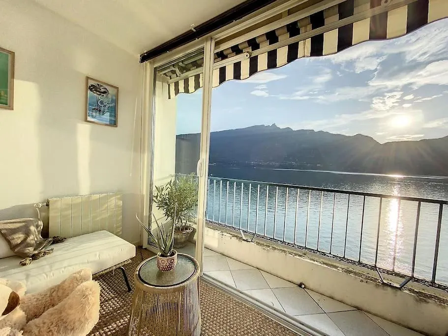 Cosy - Vue Imprenable Sur Le Lac Tresserve 0*,  France
